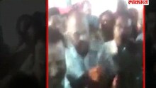महिला शिवसेना पदाधिकाऱ्यानं विभागप्रमुखाच्या श्रीमुखात लगावली