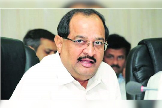 महाआघाडीच्या पत्रकार परिषदेकडे विखे पाटलांनी फिरवली पाठ!