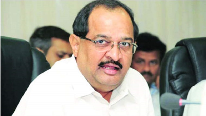 महाआघाडीच्या पत्रकार परिषदेकडे विखे पाटलांनी फिरवली पाठ!