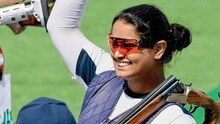 CWG 2018 : 'बिहार की बेटी' श्रेयसी सिंगने डबल ट्रॅप शूटिंग स्पर्धेत पटकावलं सुवर्णपदक!