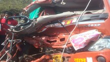 नांदेडमध्ये उद्गीर रोडवर वऱ्हाडाच्या टेम्पोला टँकरची धडक, 11 ठार नांदेडमध्ये उद्गीर रोडवर वऱ्हाडाच्या टेम्पोला टँकरची धडक, 11 ठार