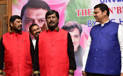 आता हा पुतळा लोणावळ्यात सुनील्स वॅक्स म्युझियममध्ये ठेवण्यात येणार आहे. 