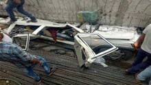 वाराणसीत बांधकाम सुरू असलेला पूल कोसळला, 18 ठार