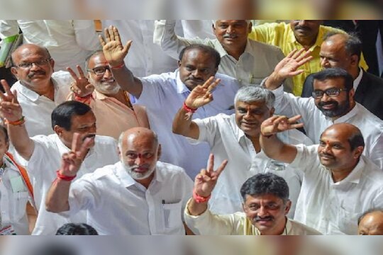 कुमारस्वामी बुधवारी घेणार मुख्यमंत्रीपदाची शपथ, आघाडी सरकारची लागणार कसोटी!