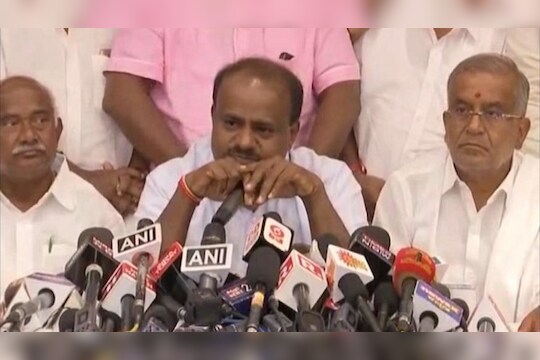 Congress – JDS सरकार वाचवण्यासाठी प्रयत्न; 13 आमदारांना मोठी ऑफर