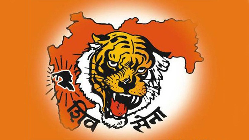 पातळी घसरली! निवडणूक प्रचारात शिवसेना बंडखोराचं आई, पत्नीबाबत अशोभनीय वक्तव्य