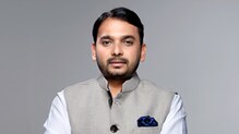 भाजपची माघार, पलूस-कडेगाव पोटनिवडणुकीत विश्वजीत कदमांची बिनविरोध निवड भाजपची माघार, पलूस-कडेगाव पोटनिवडणुकीत विश्वजीत कदमांची बिनविरोध निवड