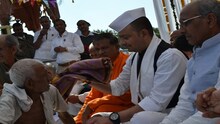 राजकारण्यांचे संकटमोचक, भय्यूजी महाराज!