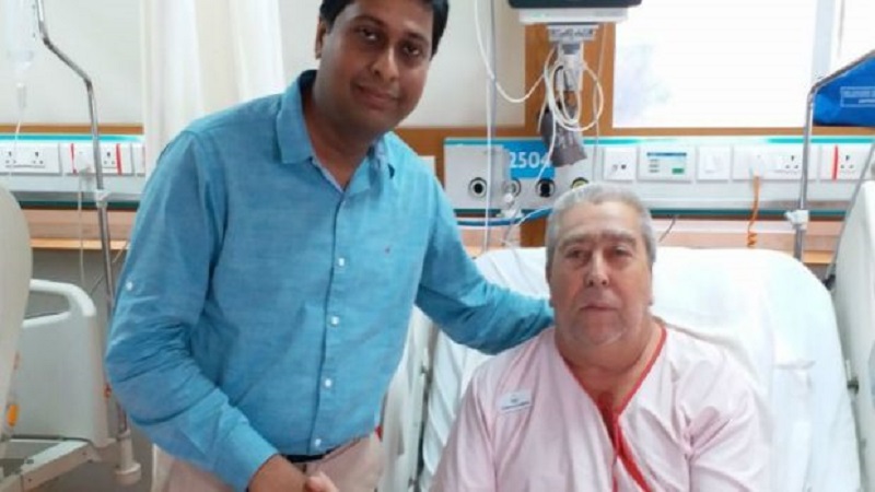 विमानातच पायलटला आला हार्टअॅटॅक, तरीही केलं सेफ लँडींग