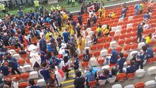 VIDEO : FIFA WC 2018 -सामना संपल्यावर जपानी प्रेक्षकांनी स्टेडियम केलं स्वच्छ
