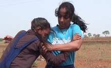 गृहिणी ते 'वस्ताद', पहेलवान सुनिताताईंचा थक्क करणारा प्रवास! गृहिणी ते 'वस्ताद', पहेलवान सुनिताताईंचा थक्क करणारा प्रवास!