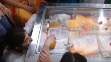 भैय्यूजी महाराजांच्या अंतयात्रेला सुरूवात, अखेरचा निरोप घेण्यासाठी अनुयायांची गर्दी