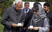 राष्ट्रपतींनी जम्मू काश्मीरमध्ये राज्यपाल राजवटीला दिली मंजुरी राष्ट्रपतींनी जम्मू काश्मीरमध्ये राज्यपाल राजवटीला दिली मंजुरी