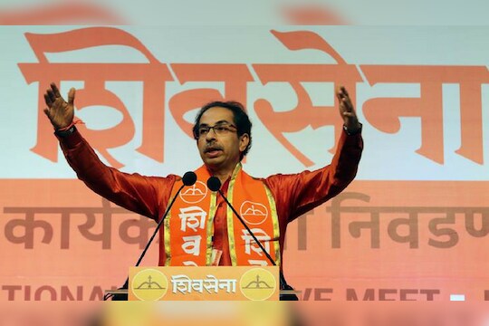 आज शिवसेनेचा 52वा वर्धापन दिन, उद्धव ठाकरेंच्या भाषणाकडे सर्वांचं लक्ष