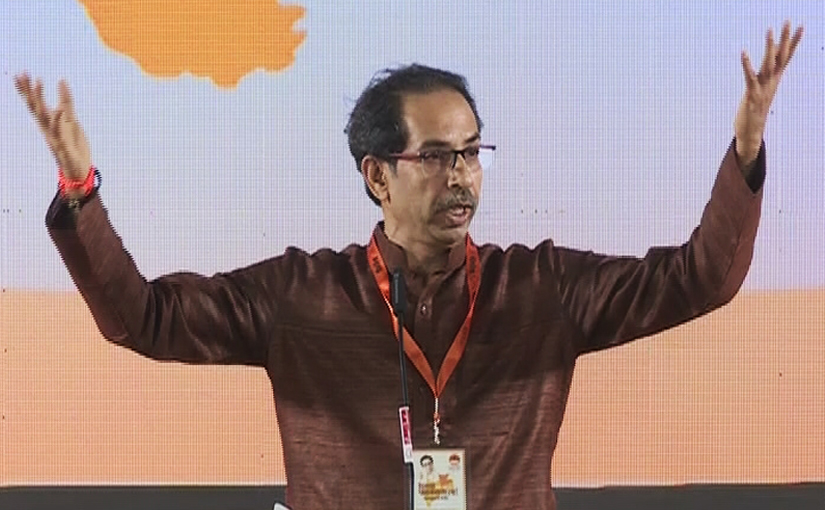 जग संपलं, मोदी आता मंगळावर फिरायला जातील : उद्धव ठाकरेंचा हल्लाबोल