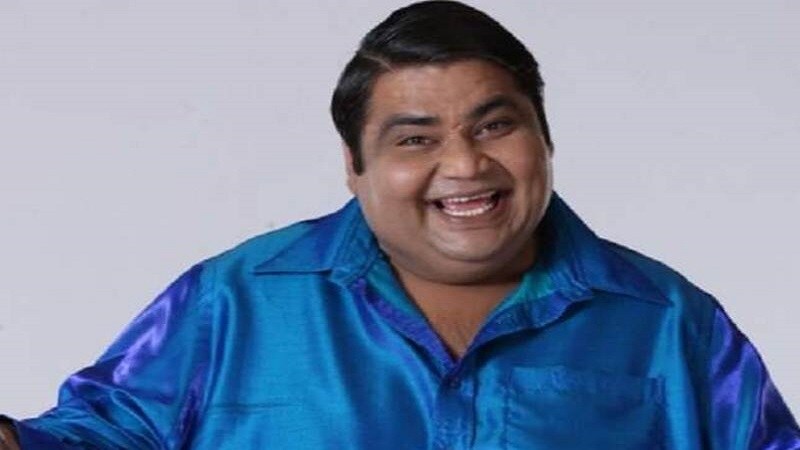 दोन वर्षांपूर्वी 'तारक मेहता'मध्ये काम करणाऱ्या कॉमेडी अभिनेता डॉ. हाथी यांचंही अतिरिक्त वजनानं निधन झालं होतं. दोन वर्षांपूर्वी 'तारक मेहता'मध्ये काम करणाऱ्या कॉमेडी अभिनेता डॉ. हाथी यांचंही अतिरिक्त वजनानं निधन झालं होतं.