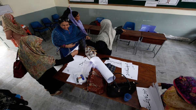 पाकिस्तानात पंतप्रधानांच्या गादीवर कोण बसणार? आज मतदानाला सुरूवात