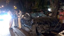 मुंबईत भरघाव वेगातल्या जॅग्वारने उडवलं 10 गाड्यांना !