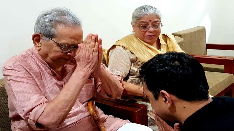 नटसम्राटाचा हॅम्लेटला नमस्कार!