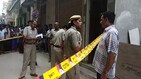 दिल्लीमध्ये लटकलेल्या अवस्थेत सापडले 11 मृतदेह, सगळ्यांच्या डोळ्याला बांधली होती पट्टी