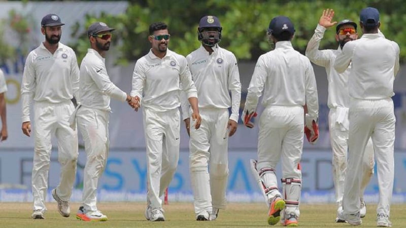 भारतासह इंग्लंडच्या संघातही एक बदल करण्यात आला आहे. बेन स्टोक्सच्या जागी क्रिस वोक्सला संघात सावेश करण्यात आला. भारतासह इंग्लंडच्या संघातही एक बदल करण्यात आला आहे. बेन स्टोक्सच्या जागी क्रिस वोक्सला संघात सावेश करण्यात आला.