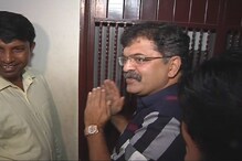परेरांच्या कुटुंबियांनी भेट नाकारली, पण आव्हाडांनी आव आणला भेट झाल्याचा! परेरांच्या कुटुंबियांनी भेट नाकारली, पण आव्हाडांनी आव आणला भेट झाल्याचा!