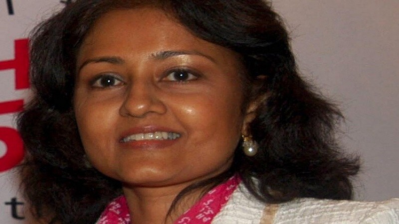 दुसरीकडे, जर आपण सहाव्या क्रमांकाची चर्चा केली, तर यूएसव्हीच्या लीना गांधी तिवारीचे नाव या यादीत आहे. त्यांच्याकडे एकूण 10,730 कोटी रुपयांची संपत्ती आहे. सातव्या स्थानावर जेएसडब्ल्यू स्टीलच्या संगीता जिंदाल यांचा समावेश आहे. त्यांच्याकडे 10,450 कोटी रुपयांची संपत्ती आहे. जश्री उल्लाल आठवा, अनु आगा नवेन आणि श्रद्धा अग्रवाल यादीत दहाव्या स्थानावर आहेत. दुसरीकडे, जर आपण सहाव्या क्रमांकाची चर्चा केली, तर यूएसव्हीच्या लीना गांधी तिवारीचे नाव या यादीत आहे. त्यांच्याकडे एकूण 10,730 कोटी रुपयांची संपत्ती आहे. सातव्या स्थानावर जेएसडब्ल्यू स्टीलच्या संगीता जिंदाल यांचा समावेश आहे. त्यांच्याकडे 10,450 कोटी रुपयांची संपत्ती आहे. जश्री उल्लाल आठवा, अनु आगा नवेन आणि श्रद्धा अग्रवाल यादीत दहाव्या स्थानावर आहेत.