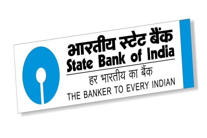 एसबीआयचं अधिकृत अकाऊंटवर ओळखायचं अलेस तर त्यावर तुम्हाला निळ्या रंगाची खुण दिसेल. यामुळे तुम्ही वेळ आणि पैसा दोन्ही वाचवू शकता. कारण जर तुम्ही अकाऊंट डिटेल्स अनोळख्या व्यक्तीसोबत शेअर केले तर नुकसान तुमचंच होणार आहे. एसबीआयचं अधिकृत अकाऊंटवर ओळखायचं अलेस तर त्यावर तुम्हाला निळ्या रंगाची खुण दिसेल. यामुळे तुम्ही वेळ आणि पैसा दोन्ही वाचवू शकता. कारण जर तुम्ही अकाऊंट डिटेल्स अनोळख्या व्यक्तीसोबत शेअर केले तर नुकसान तुमचंच होणार आहे.
