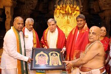 PHOTO रतन टाटांनी घेतलं तिरूपती बालाजीचं दर्शन