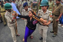 भारत बंद : गाढवगाडी, रेल रोको, धरपकड आणि घोषणाबाजी