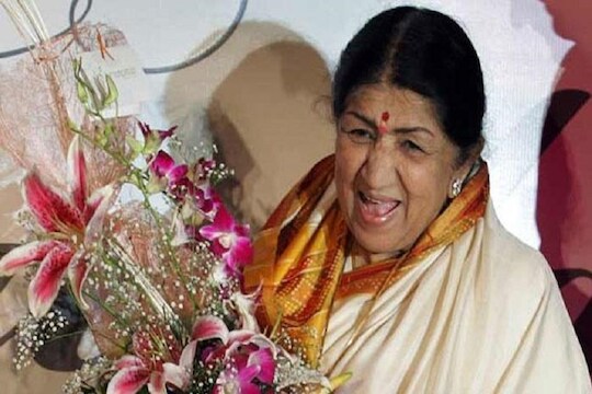 लतादीदी@90 : या राजकुमारावर लता मंगेशकरांचं होतं प्रेम, पण...