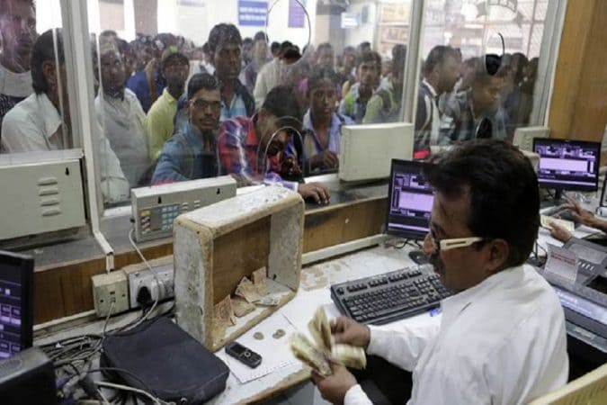 नॅशनल यूथ प्रोजेक्टच्या नॅशनल इंटीग्रेशन कॅम्पमध्ये भाग घेणाऱ्या तरुणांना तिकीटावर सेकंड क्लास आणि स्लिपर क्लाससाठी ५० टक्क्यांची सुट असते. नॅशनल यूथ प्रोजेक्टच्या नॅशनल इंटीग्रेशन कॅम्पमध्ये भाग घेणाऱ्या तरुणांना तिकीटावर सेकंड क्लास आणि स्लिपर क्लाससाठी ५० टक्क्यांची सुट असते.