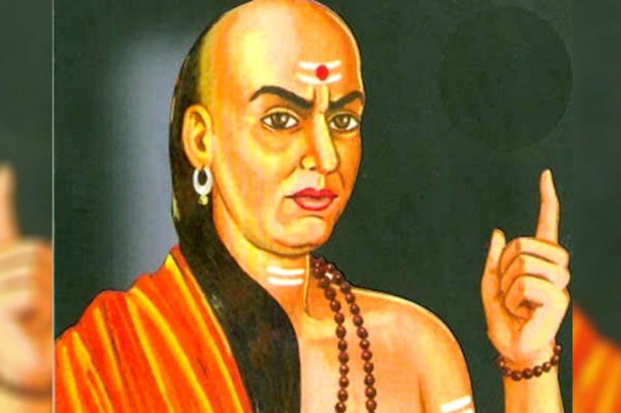 आचार्य चाणक्य हे एक महान व्यक्तीमत्व होते. त्यांच्या धोरणांवर अनेक साम्राज्य उभी राहिली. चाणाक्यांची बनवलेली धोरणं वेळेसोबत संबंधित होती आणि त्यांनी लोकांच्या स्वभावाचा सुद्धा अभ्यास केला. त्यांच्या म्हणण्यानुसार श्रीमंत लोकांकडे काही वस्तू आधीपासूनच असतात. आचार्य चाणक्य हे एक महान व्यक्तीमत्व होते. त्यांच्या धोरणांवर अनेक साम्राज्य उभी राहिली. चाणाक्यांची बनवलेली धोरणं वेळेसोबत संबंधित होती आणि त्यांनी लोकांच्या स्वभावाचा सुद्धा अभ्यास केला. त्यांच्या म्हणण्यानुसार श्रीमंत लोकांकडे काही वस्तू आधीपासूनच असतात.