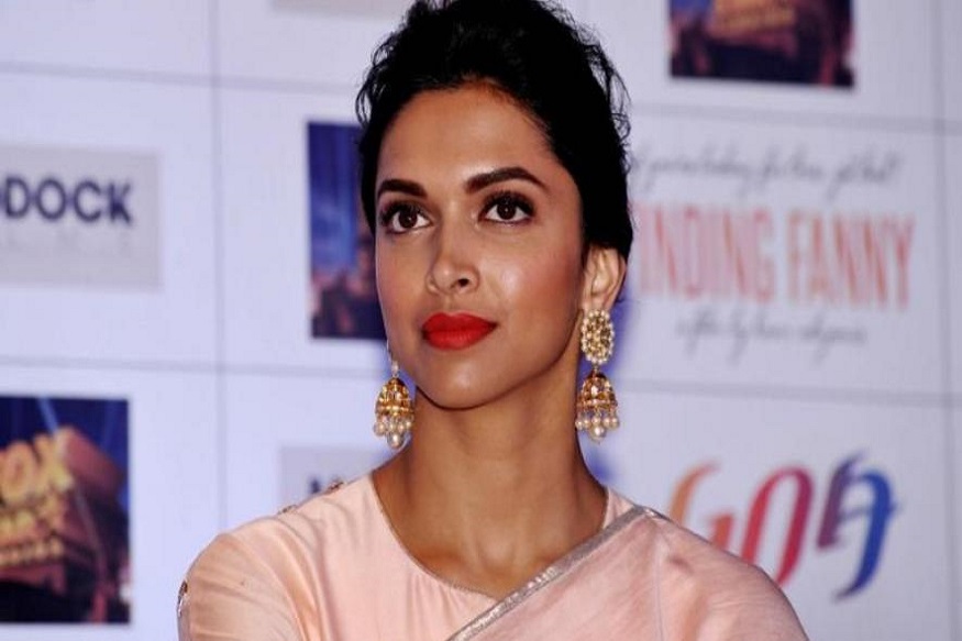 'दीपिकानं मला घरातून बाहेर काढण्याचा प्लान केला होता', आईचा धक्कादायक खुलासा!