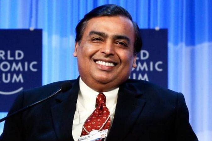 फोर्ब्स मासिकाने भारतातील सर्वात श्रीमंत व्यक्तींची यादी जाहीर केली आहे. या यादीत रिलायन्स इंडस्ट्रीजचे (आरआय़एल) चेअरमन मुकेश अंबानी अग्रणी आहेत. फोर्ब्स इंडियाच्या भारतातील १०० श्रीमंत व्यक्तींच्या नावांमध्ये मुकेश अंबानी सलग ११ वर्ष प्रथम स्थानी आहेत. त्यांची एकूण संपत्ती ४७३० कोटी डॉलर (३.४० लाख कोटी) रुपये आहे. फोर्ब्स मासिकाने भारतातील सर्वात श्रीमंत व्यक्तींची यादी जाहीर केली आहे. या यादीत रिलायन्स इंडस्ट्रीजचे (आरआय़एल) चेअरमन मुकेश अंबानी अग्रणी आहेत. फोर्ब्स इंडियाच्या भारतातील १०० श्रीमंत व्यक्तींच्या नावांमध्ये मुकेश अंबानी सलग ११ वर्ष प्रथम स्थानी आहेत. त्यांची एकूण संपत्ती ४७३० कोटी डॉलर (३.४० लाख कोटी) रुपये आहे.