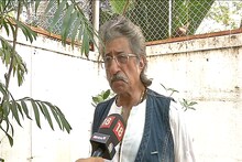 श्रद्धा कपूरला कोणाची तरी नजर लागली - शक्ती कपूर