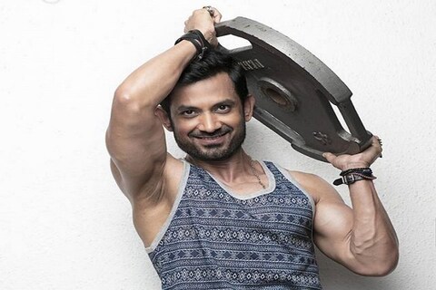 तणाव कमी करण्यासाठी जसे मेडिटेशन हवं, तसा शारीरिक व्यायामही हवा