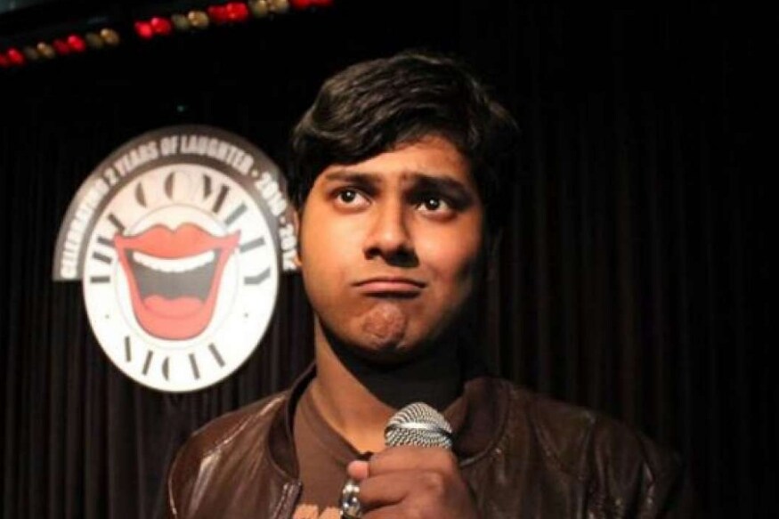 AIB चा सदस्य उत्सव चक्रवर्तीवर लैंगिक शोषणाचा आरोप झाला. उत्सववर एका महिला सहकाऱ्याने गंभीर आरोप केला होता. ती स्त्री इंटर्न होती. तिच्याकडे त्यानं न्यूड फोटोज मागितले असा त्याच्यावर आरोप आहे. AIB चा सदस्य उत्सव चक्रवर्तीवर लैंगिक शोषणाचा आरोप झाला. उत्सववर एका महिला सहकाऱ्याने गंभीर आरोप केला होता. ती स्त्री इंटर्न होती. तिच्याकडे त्यानं न्यूड फोटोज मागितले असा त्याच्यावर आरोप आहे.