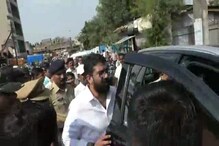 VIDEO: साताऱ्यात उदयनराजे आणि शिवेंद्रराजेंमध्ये पुन्हा जुंपली, तणावपूर्ण वातावरण VIDEO: साताऱ्यात उदयनराजे आणि शिवेंद्रराजेंमध्ये पुन्हा जुंपली, तणावपूर्ण वातावरण