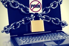 PORN BAN: या देशात सगळ्यात जास्त पाहिली जाते पॉर्न साईट, भारताचा क्रमांक...!