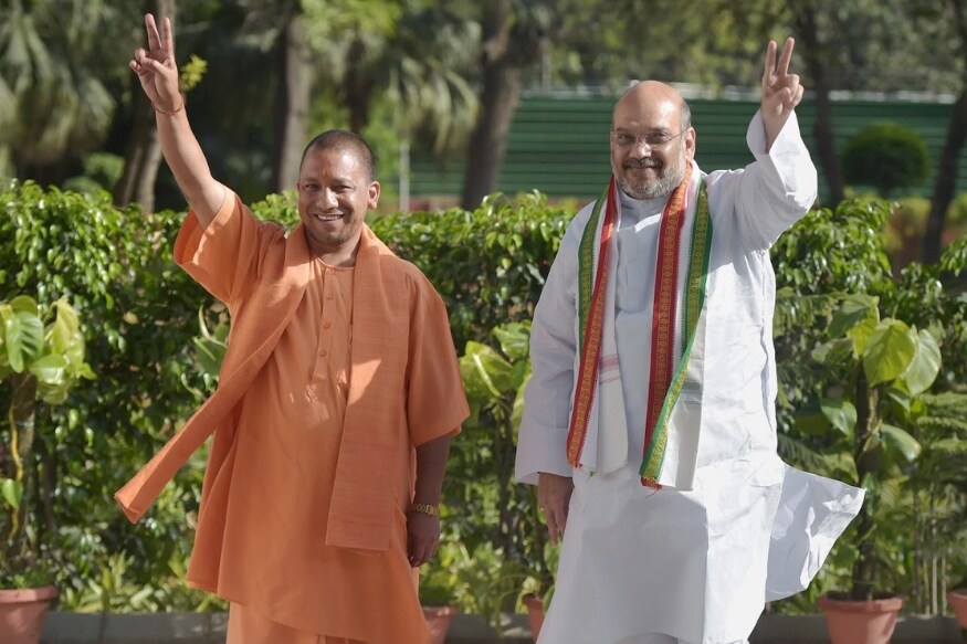 भाजपचे अध्यक्ष अमित शहा आणि उत्तरप्रदेशचे मुख्यमंत्री योगी आदित्यनाथ हे मध्यप्रदेशात प्रचारासाठी येत आहेत. शहा हे भोपाळमध्ये रोड शो करणार असून योगींच्या महूमध्ये प्रचारसभा आहेत. भाजपचे अध्यक्ष अमित शहा आणि उत्तरप्रदेशचे मुख्यमंत्री योगी आदित्यनाथ हे मध्यप्रदेशात प्रचारासाठी येत आहेत. शहा हे भोपाळमध्ये रोड शो करणार असून योगींच्या महूमध्ये प्रचारसभा आहेत.