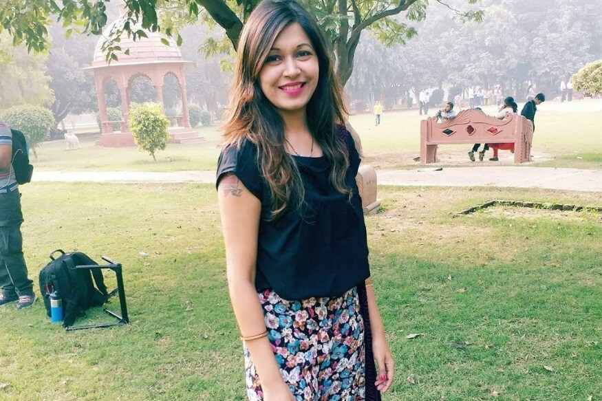 तुम्हाला धक्का बसेल पण एवढा सुखी संसार असताना विक्रमचे विवाहबाह्य संबंध होते. त्याचे एका विवाहित टीव्ही जर्नलिस्टशी प्रेमसंबंध होते. शेफाली असं तिचं नाल होतं. शेफाली आणि विक्रमने व्हॉट्सअॅपवरून दीपिकाला मारण्याचा प्लान केला असल्याचं पोलीस तपासात समोर आलं आहे. तुम्हाला धक्का बसेल पण एवढा सुखी संसार असताना विक्रमचे विवाहबाह्य संबंध होते. त्याचे एका विवाहित टीव्ही जर्नलिस्टशी प्रेमसंबंध होते. शेफाली असं तिचं नाल होतं. शेफाली आणि विक्रमने व्हॉट्सअॅपवरून दीपिकाला मारण्याचा प्लान केला असल्याचं पोलीस तपासात समोर आलं आहे.