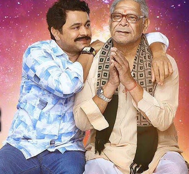 हे वर्ष सुबोधसाठी एकदम 'कडक' गेलं. त्याची निर्मिती असलेला पुष्पक विमान रिलीज झाला. त्यानंतर सविता दामोदर परांजपे,शुभ लग्न सावधान, माझा अगडबम असे एकापाठोपाठ सिनेमांनी त्याचा चाहता वर्ग खूश झाला. हे वर्ष सुबोधसाठी एकदम 'कडक' गेलं. त्याची निर्मिती असलेला पुष्पक विमान रिलीज झाला. त्यानंतर सविता दामोदर परांजपे,शुभ लग्न सावधान, माझा अगडबम असे एकापाठोपाठ सिनेमांनी त्याचा चाहता वर्ग खूश झाला.