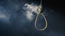 महाशिवरात्रीलाच 2 शेतकऱ्यांच्या आत्महत्येनं बीड हादरलं