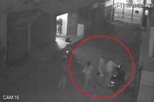 VIDEO : काँग्रेसच्या माजी नगरसेवकावर प्राणघातक हल्ला VIDEO : काँग्रेसच्या माजी नगरसेवकावर प्राणघातक हल्ला