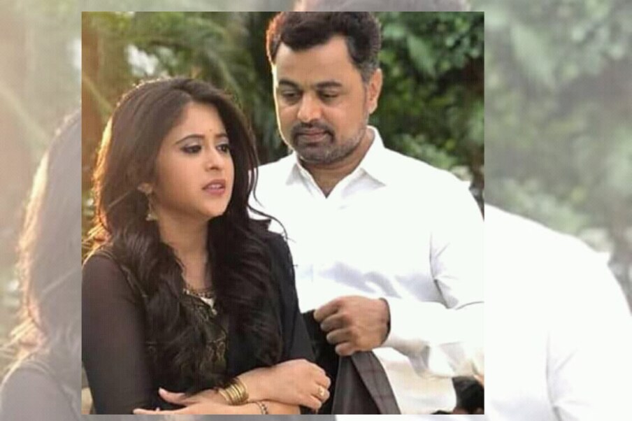 गेल्या वेळी नंबर वनवर असलेली 'तुला पाहते रे' मालिका यावेळी नंबर तीनवर गेलीय. मालिकेत विक्रांत सरंजामे लंडनला गेलाय. सुबोध सिनेमाच्या प्रमोशनमध्ये बिझी असल्यानं मालिकेचा टीआरपी घसरला एवढं नक्की. लोकांना मायराच्या कटकारस्थानांपेक्षा विक्रांत-ईशाची केमिस्ट्री पाहायला आवडते असं वाटतंय.