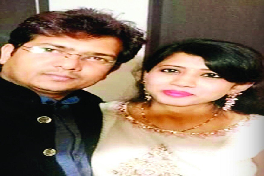 या महिलेचा पतीला निमोनिया झाल्याने त्याची प्रकृती खालावली होती. याच गोष्टमुळे ही महिला मानसिकदृष्ट्या खचली आणि तिने आत्महत्या केली. या महिलेचा पतीला निमोनिया झाल्याने त्याची प्रकृती खालावली होती. याच गोष्टमुळे ही महिला मानसिकदृष्ट्या खचली आणि तिने आत्महत्या केली.