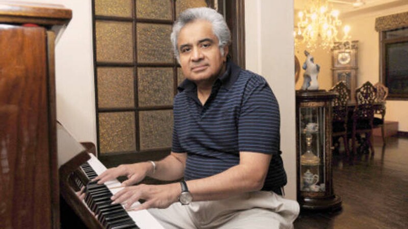 आता थोडसं हरीश साळवेंनी लढवलेल्या केसेस बघा. देशातल्या बड्या उद्योगपतींपासून ते अनेक राजकीय कांडांपर्यंत साळवेंनी केसेस लढवलेल्या आहेत. आता थोडसं हरीश साळवेंनी लढवलेल्या केसेस बघा. देशातल्या बड्या उद्योगपतींपासून ते अनेक राजकीय कांडांपर्यंत साळवेंनी केसेस लढवलेल्या आहेत.