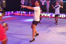 ...अन् धोनी कबड्डीच्या मैदानातही उतरला
