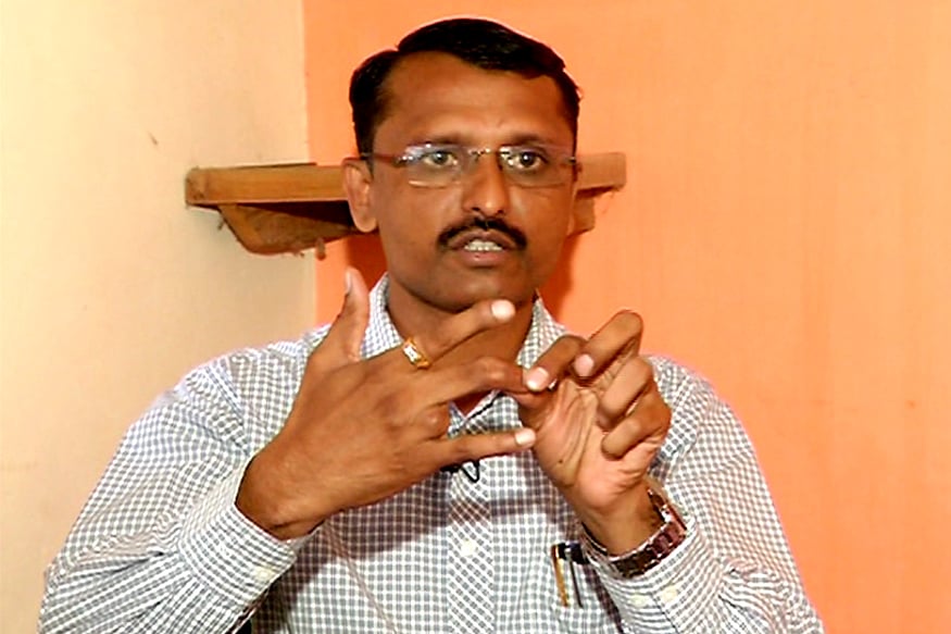 कसाबने जेव्हा गोळीबार केला होता त्यात मारुती फड यांच्या हाताची बोट छाटली गेली. कंबरेत एक गोळी लागली.